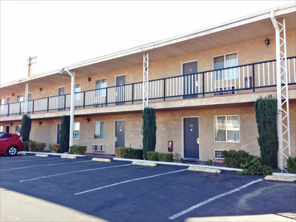 Star Inn On Route 66, Barstow Exterior photo